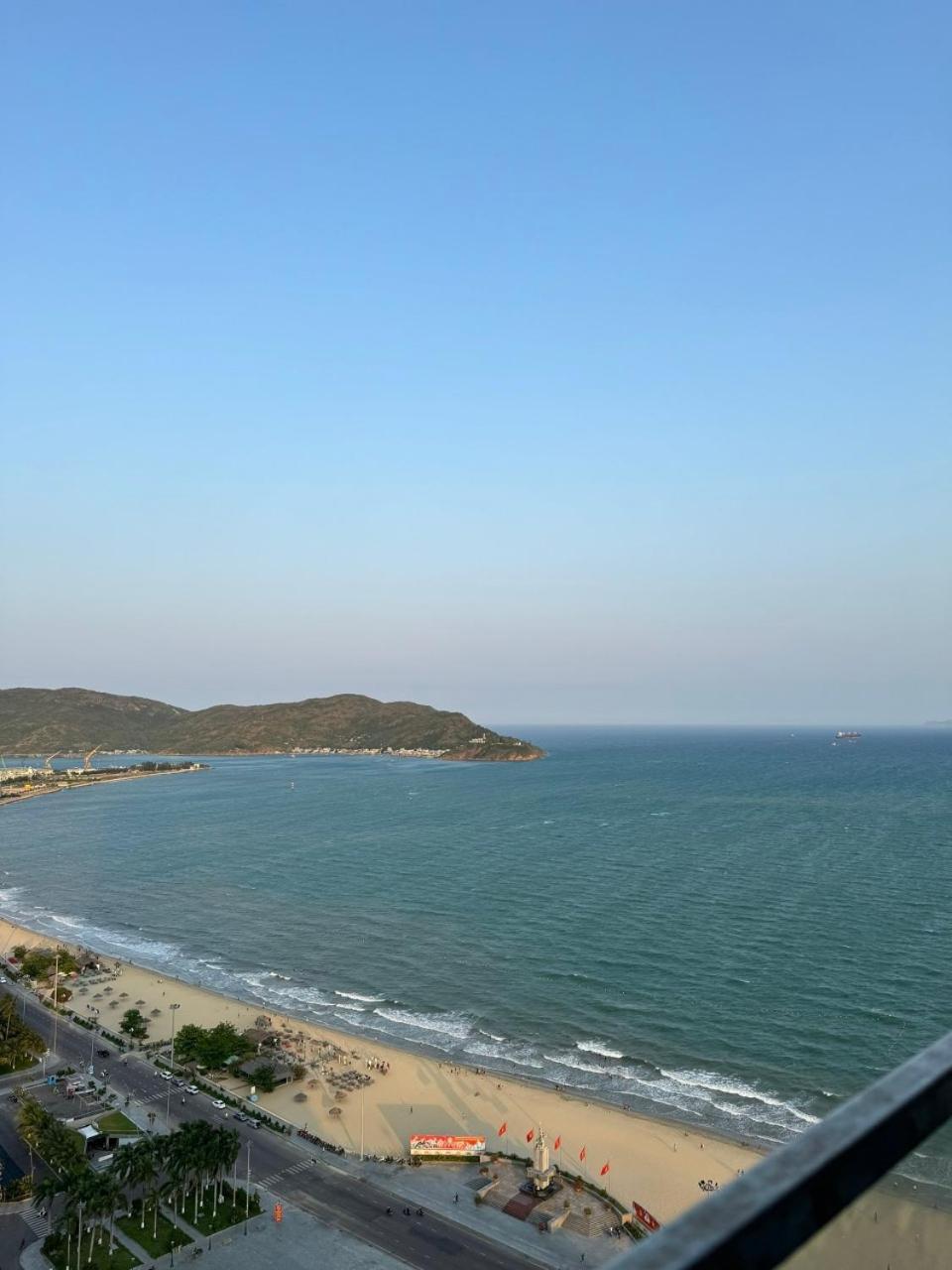 Апартаменты Tms Pullman Quy Nhon - Mong Mo House Moi Hoan Toan Экстерьер фото